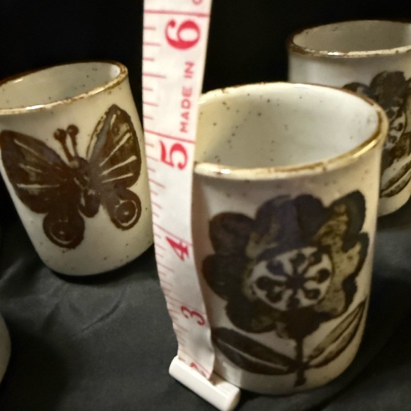 Handcrafted Ceramic Mugs with Butterfly and Floral Design - Picture 3 of 7